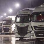 La nieve de Pajares se suma al argayo del Huerna y bloquea el tráfico de mercancias con la Meseta: «No podemos hacer nada ante situaciones de fuerza mayor, aunque no tenemos claro cómo actuar»