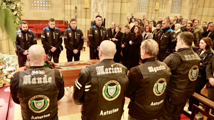En imágenes: Así fue el emotivo funeral a Gilberto González, escolta de la alcaldesa de Gijón