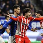 Gelabert, autor del gol del empate del Sporting en el derbi ante el Oviedo, sobre el lanzamientos de bolas de papel: «Nos llegaban cosas a la cabeza»