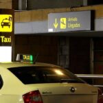 Amenazas, incendios y pintadas de la ‘mafia’ del taxi de Sevilla: «He sufrido mucho por mi familia»