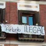 El Gobierno contrata una empresa privada para rastrear cada mes todos los pisos turísticos de las webs de Airbnb y Booking