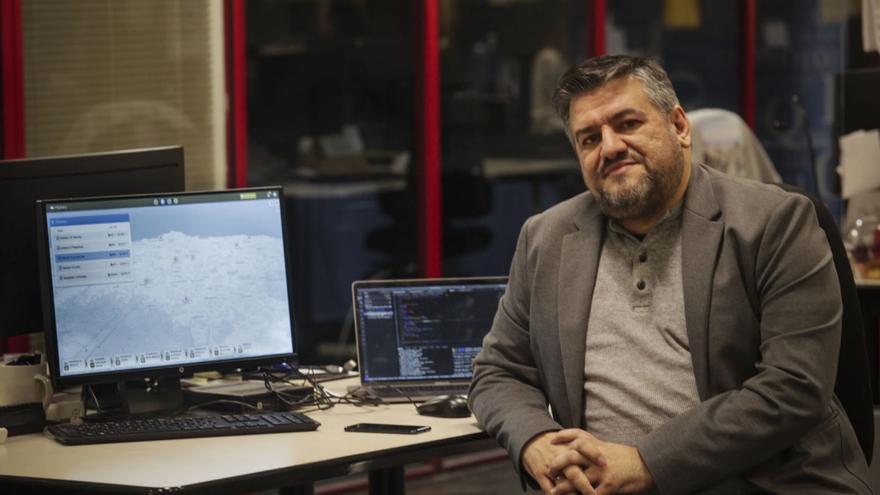 Les milenta posibilidaes de la IA: siguir cada pasu de Pelayo a golpe de clic