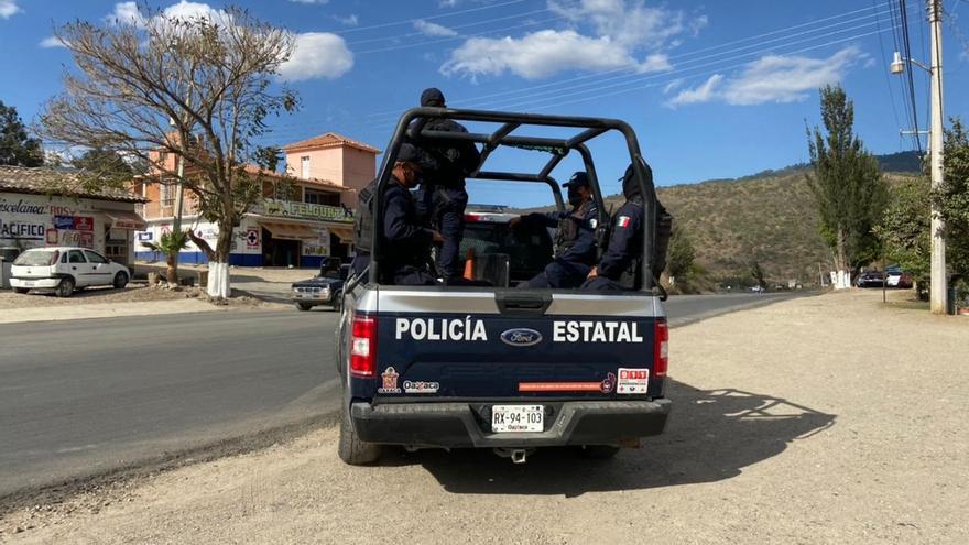 Policías mexicanos neutralizan a cuatro criminales y detienen a tres en Acapulco