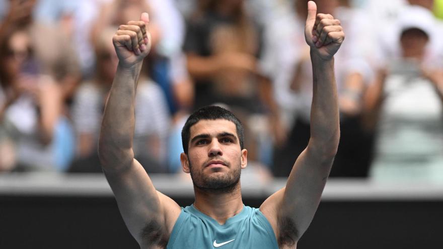Alcaraz derrota a Nishioka con su set más rápido en un Grand Slam