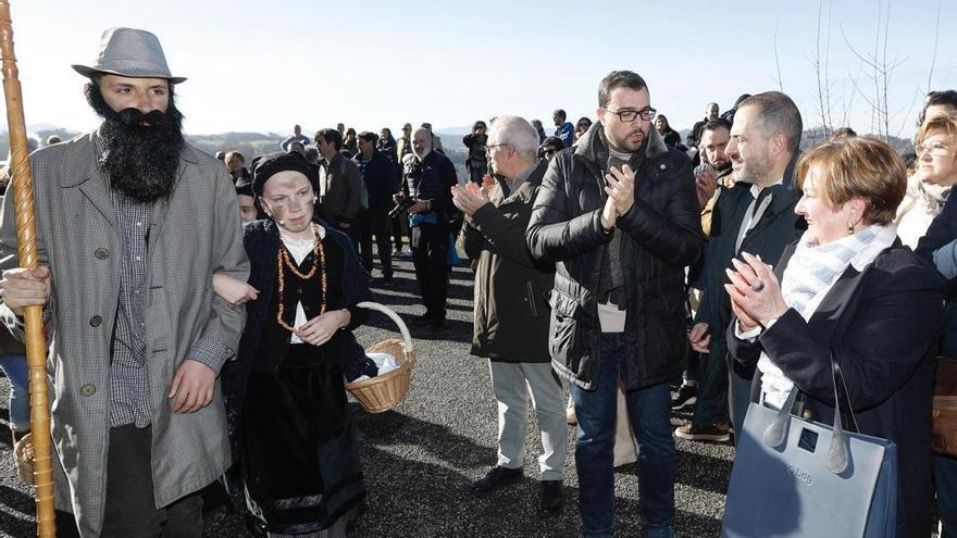 Barbón afea al PP que promueva medidas en Vivienda o escuelas de 0 a 3 que rechazó en los presupuestos asturianos