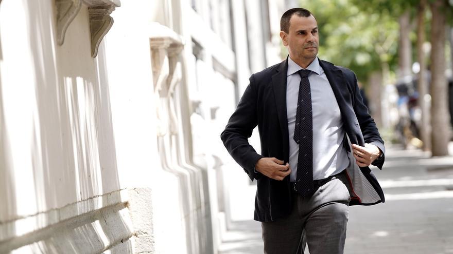 La Fiscalía solicita a la jueza que llame ya a declarar a la pareja de Ayuso, pese a no haberse confirmado su imputación por más delitos