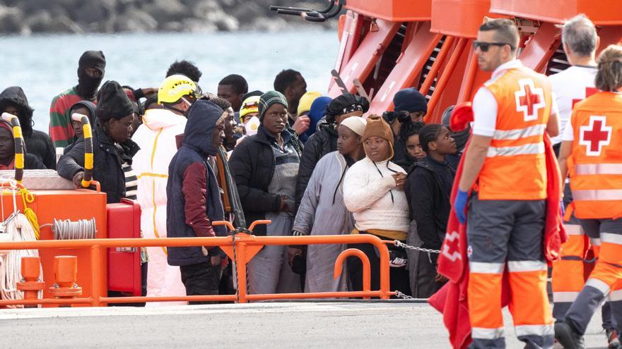 La Policía detuvo el pasado año en Canarias a 110 patrones de embarcaciones vinculadas a la inmigración ilegal