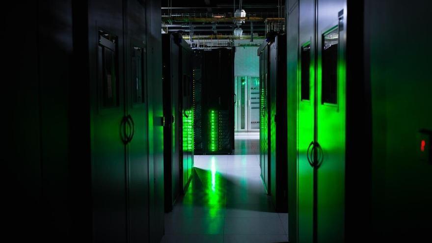 La ‘nube’ de internet no es invisible: consume más energía que regiones enteras y en el futuro irá a más