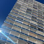 Confirmado el gran cambio que llega a las comunidades de vecinos en abril: los pisos turísticos, en el punto de mira