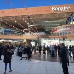 El centro comercial de Bonaire reabre con un centenar de tiendas, tres meses y medio después de la DANA