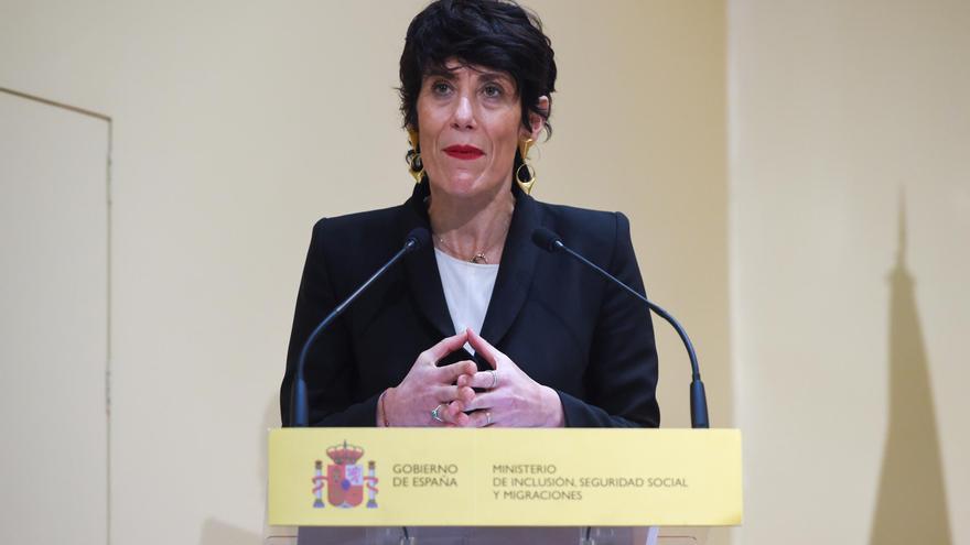 La ministra Saiz anuncia desde Estados Unidos un «reglamento de retorno» para los españoles en el exterior