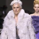 Maye, la madre de Elon Musk, cautiva en su vuelta a las pasarelas a los 76 años