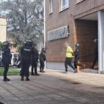 Espectacular operativo policial en Mieres: detenido un peligroso delincuente que se atrincheró en Vega de Arriba