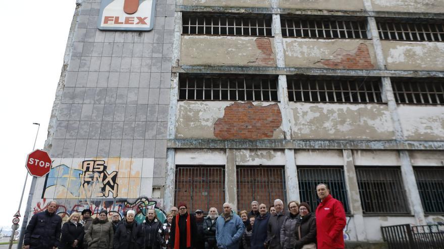 Trece de las 18 ofertas para demoler la nave de Flex presentan bajas anormales en sus precios