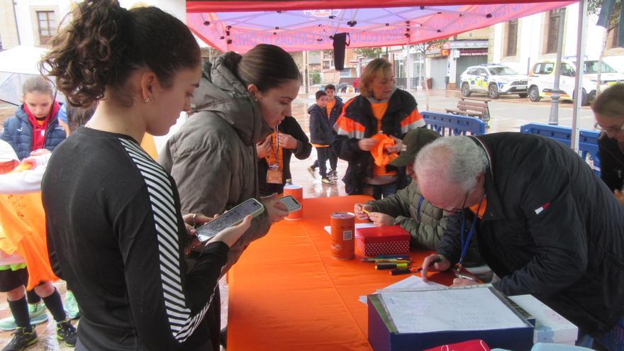 Más de 400 participantes en la carrera Galbán de Cangas de Onís pese a la lluvia
