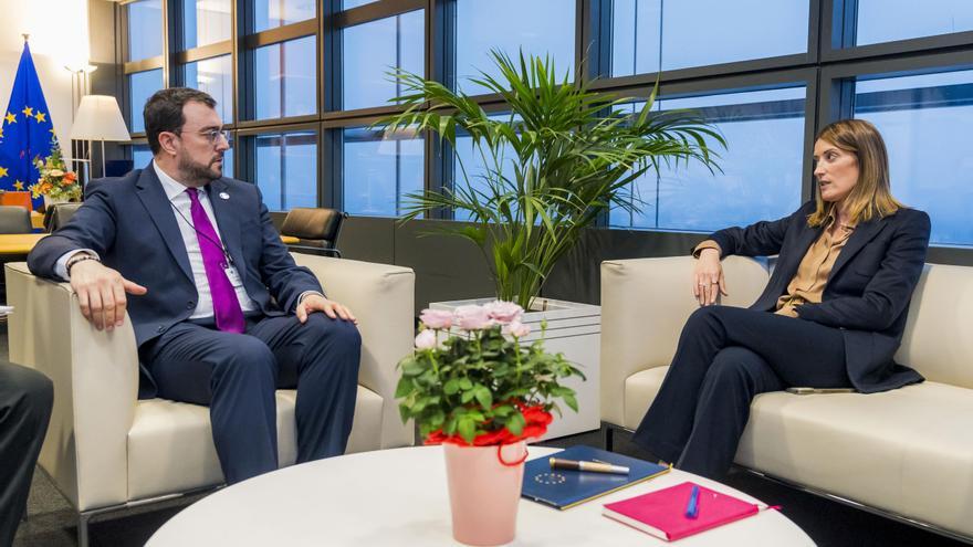 Las críticas de la oposición al viaje a Estrasburgo de Barbón : «No queremos que sea el hazmerreír»