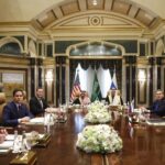 EEUU y Rusia comienzan en Riad las negociaciones sobre el fin de la guerra en Ucrania