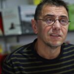 Podemos admite que Monedero siguió en los chats de dirección tras las denuncias