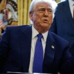Trump llama «dictador» a Zelenski y le avisa de que si no actúa «rápido» su país desaparecerá