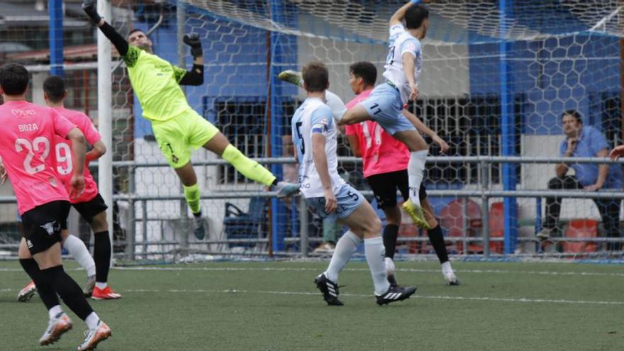 Plan para mejorar tres de los campos de fútbol de Langreo: Ganzábal, Tuilla y Lada