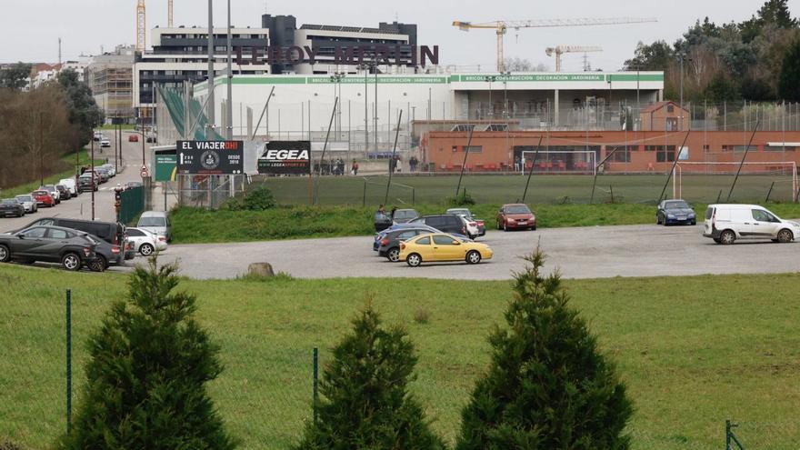El plan de aparcamientos disuasorios comenzará en Nuevo Roces y el centro