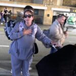 Anabel Pantoja se enfrenta a la prensa tras aterrizar en Sevilla con su hija Alma