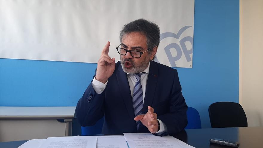 El PP ve un «abuso» que el Alcalde «use como si fuera suyo un coche propiedad del Grupo Socialista»