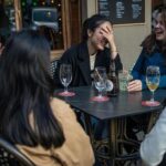 Los jóvenes adultos que viven en pareja caen a la mitad en 50 años: «Vivimos una crisis de vivienda y de heterosexualidad»