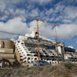 La Junta de Andalucía se enfrenta al Gobierno y no expropiará su suelo para derribar el Algarrobico