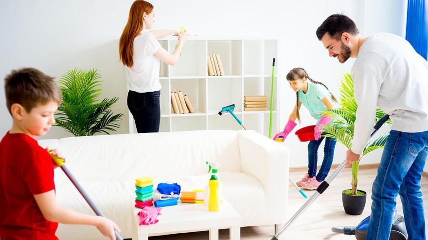 Las tareas del hogar también pueden ser un juego: guía para limpiar en familia y pasarlo bien