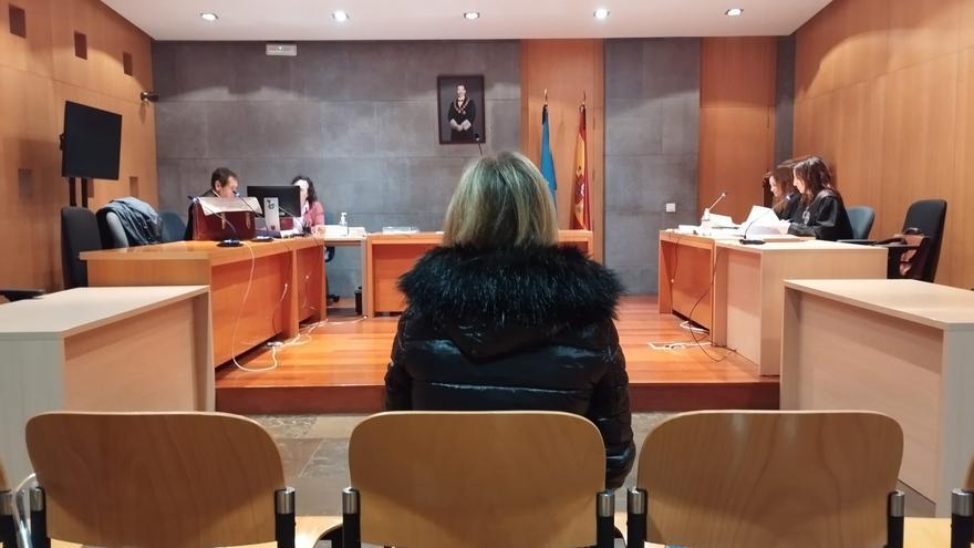 Absuelven a la médica acusada de dejar morir a una paciente en Oviedo al considerar que actuó correctamente