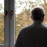 Un hombre de 82 años acude al hospital y cuando regresa a su casa se la encuentra okupada: «Empecé a picar a la puerta, me decían no vas a entrar»
