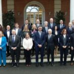El presidente se reúne con altos directivos de la industria farmacéutica y apuesta por impulsar España como líder de este sector clave
