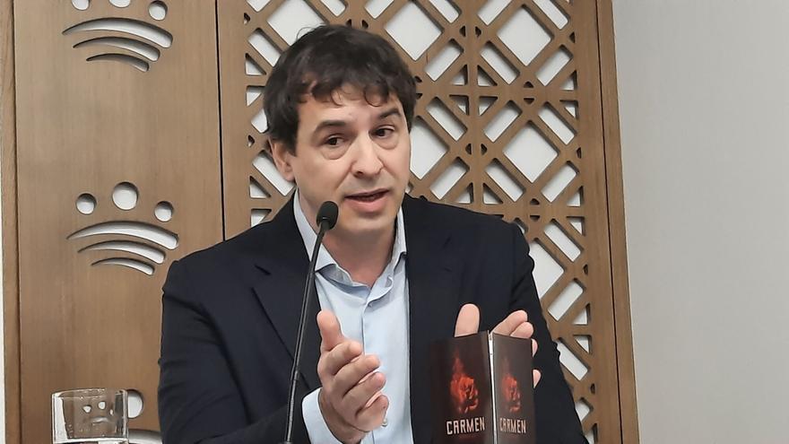 La jueza que investiga al hermano de Sánchez encarga a la UCO un informe sobre el asesor en Moncloa que fue después contratado en la Diputación de Badajoz