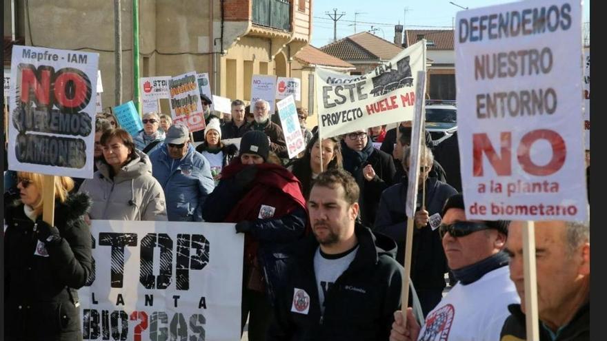 La España vaciada se levanta en armas contra las plantas de biometano: «Nuestro pueblo se convertirá en un vertedero»