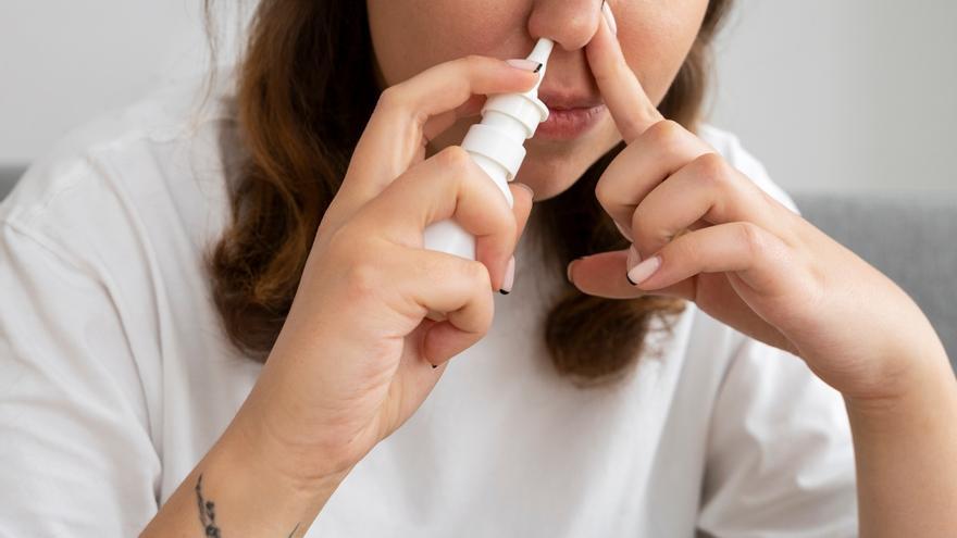Soy farmacéutica y mucho ojo con los  sprays nasales:  quirófano bajo anestesia general