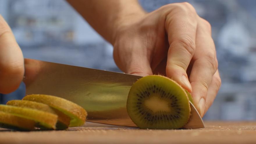 Esto es lo que le pasa a tu cuerpo si comes kiwi todos los días