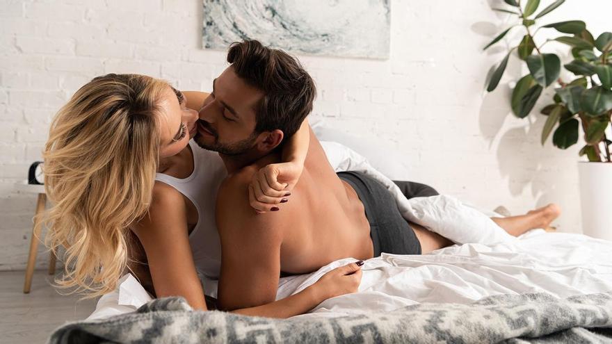 7 de cada 10 españoles considera infidelidad tener relaciones sexuales por internet sin contacto físico