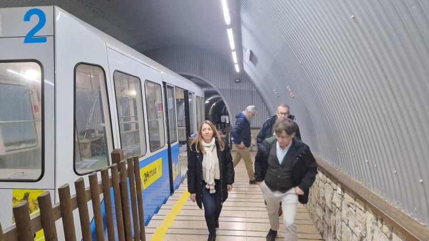 El funicular de Bulnes permanecerá cerrado durante un mes