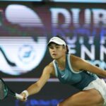 Conmoción en el tenis: Raducanu se derrumba al reconocer en la grada a un hombre que la acosó