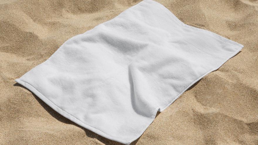 ¿Sabias que puedes convertir una toalla en un bolso?: «Más fácil de lo que crees»