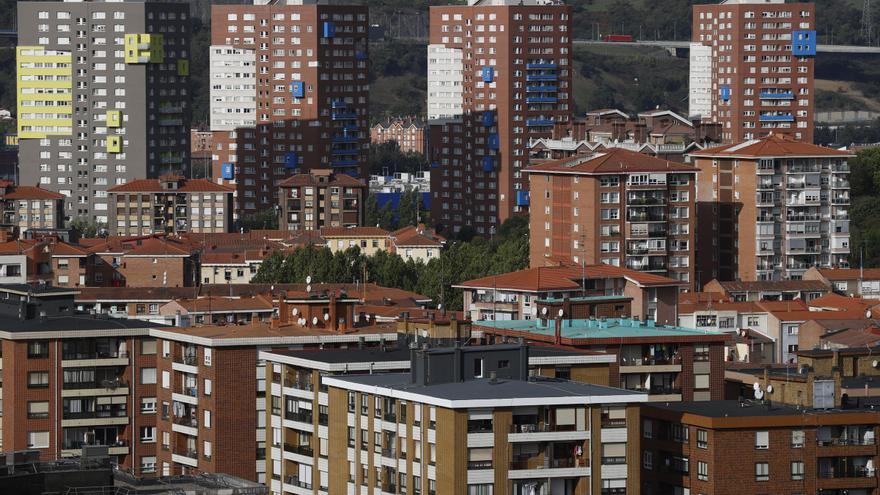 El euríbor cierra febrero en el 2,407% y los hipotecados se ahorrarán más de 100 euros cada mes