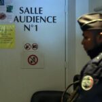 El hijo del cirujano francés que violó a 300 niños: “Intento separar al hombre que se está juzgando del padre»