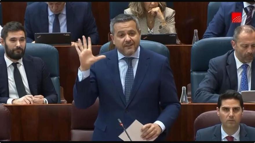 El consejero de Transportes de Ayuso a una diputada de Más Madrid: «No me pongas morritos que me descentras»