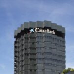 El Gobierno amplía hasta diciembre de 2027 el plazo para salir de CaixaBank