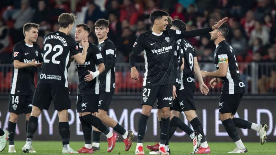 El 0-1 del Elche en el Almería 1-1 Elche de la jornada 27 de LaLiga Hypermotion