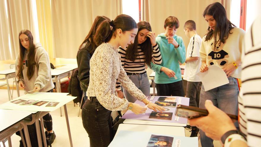 El IES de El Entrego, volcado con el Día de la Lengua Materna: hasta 18 idiomas hablan sus alumnos