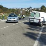 Tres heridos leves tras un nuevo accidente en este peligroso cruce de Tapia