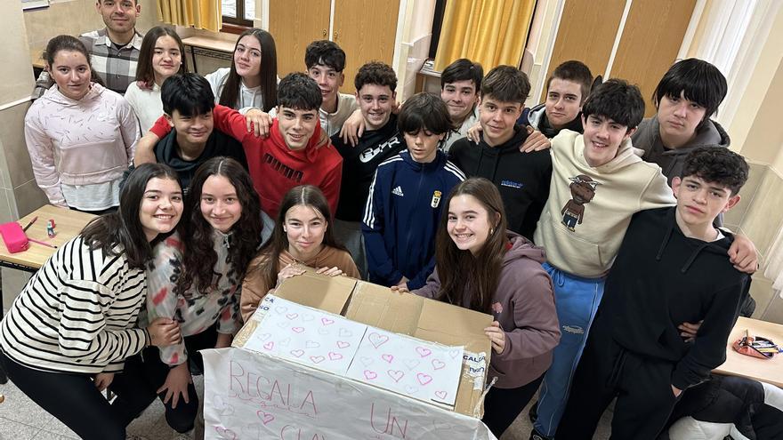 El proyecto solidario que une por San Valentín y nace del corazón de un grupo de alumnos de Luarca