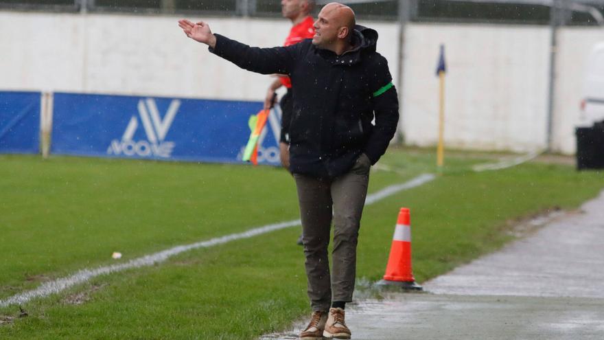 Rozada, tras el empate del Avilés en Ávile: «El empate refleja lo sucedido, no creo que nos hayan sometido»